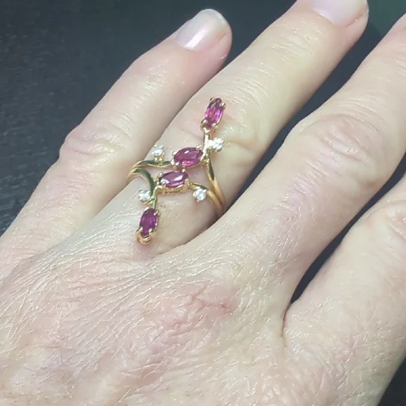 Vintage 14K Yellow Gold Pink Sapphire Diamond Ring Size 6.25